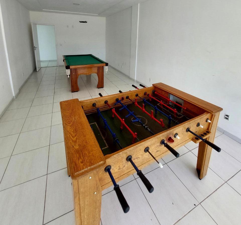Flat Aconchegante, 3 Quartos, Condominio Muro Alto Em *