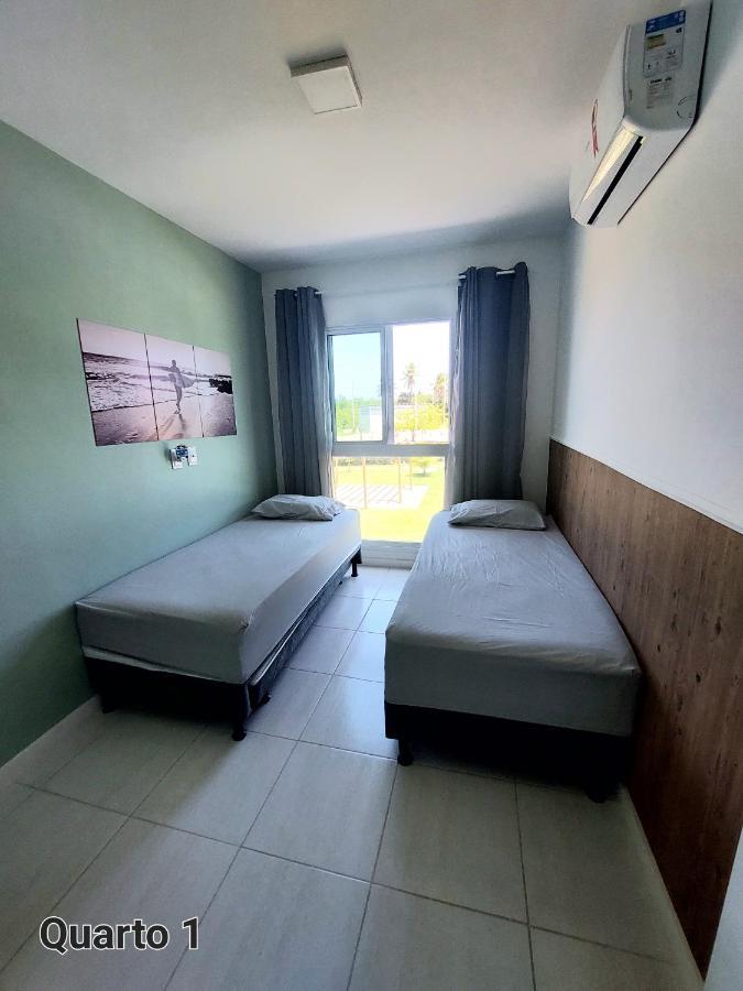 Flat Aconchegante, 3 Quartos, Condominio Muro Alto Em Apartment *